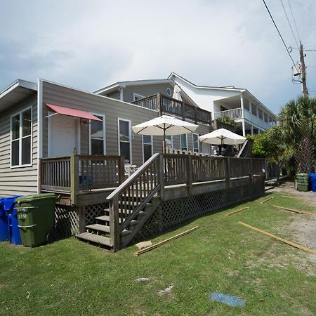 Salty Shack Unit C - Salty Shack - Dog Friendly Home - Across From The Beach - Central Location! Folly Beach Pokoj fotografie